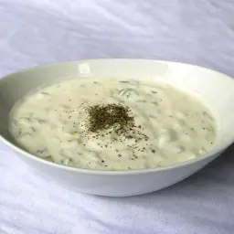 زبادي بالخيار